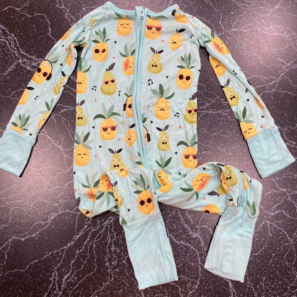 Little Sleepies Pineapple Jams zippy 12-18 months